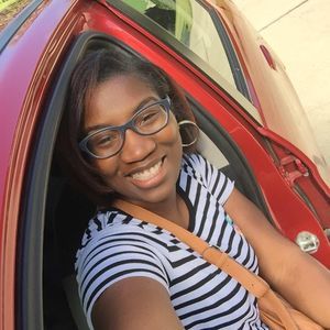 Meet your Posher, Ambria